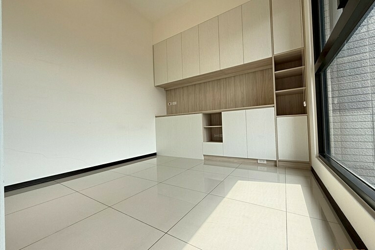 兆基社會住宅🏠忠孝東路尾段✅哇塞大坪數✅超採光2房1廳1衛(第3張)