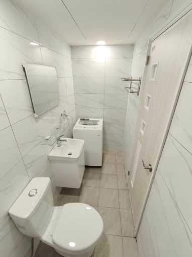 捷運新店站~合法全新裝潢~自租免服務費~房仲勿擾（第7張）