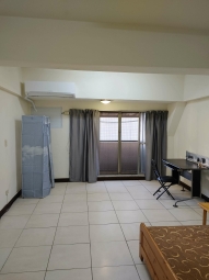 乾淨明亮通風10坪大套房（第1張）