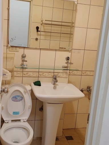 乾淨明亮通風10坪大套房（第5張）