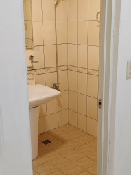 乾淨明亮通風10坪大套房（第6張）