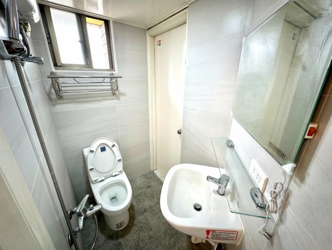 你烤棉花我烤糖🐈可貓貓⚡可租補💕近中教大 美術館⚡宇你相見（第4張）