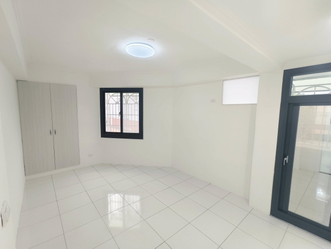 文心北屯一點利_ 全新裝潢電梯四房可寵可租補 - Image 4