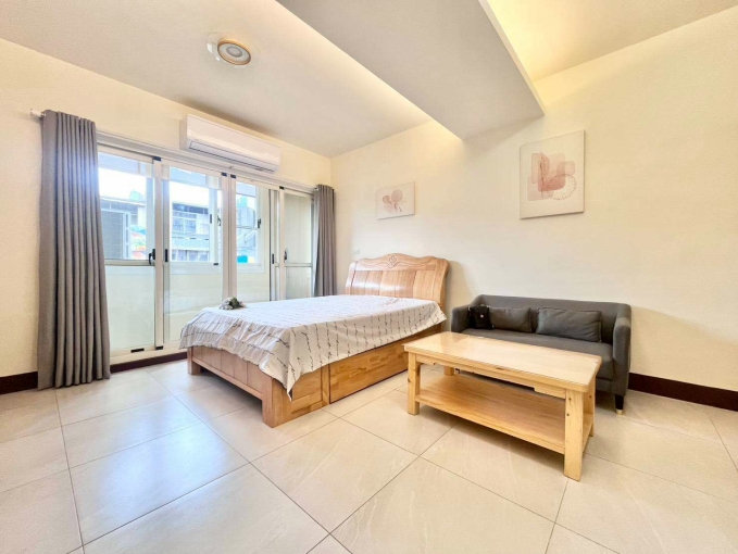 這間超讚💯大空間小客廳🌳可租補✨陽台獨洗曬(第7張)