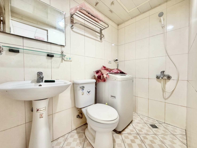 燙到要放耳邊降溫⚡可租補✨獨洗獨曬💕近勤美 精誠商圈⚡宇你相見（第9張）