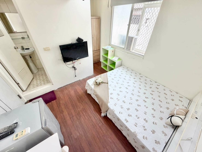 燙到要放耳邊降溫⚡可租補✨獨洗獨曬💕近勤美 精誠商圈⚡宇你相見（第1張）