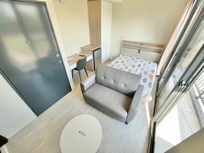 全新一年屋💕可租補💕陽台獨洗💕大面落地窗💕採光佳（第3張）