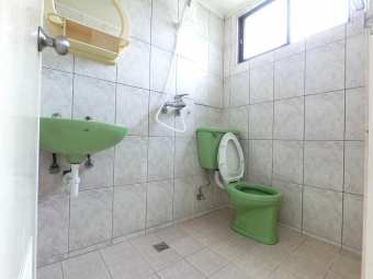 租補**超大空間*正逢甲商圈*採光佳~*陽台洗衣機~**（第8張）