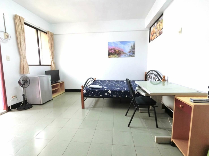 租補**超大空間*正逢甲商圈*採光佳~*陽台洗衣機~**（第5張）