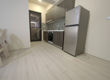 【屋齡0年・首租首住】全新南區質感 3房｜免仲介費、含平車（第2張）