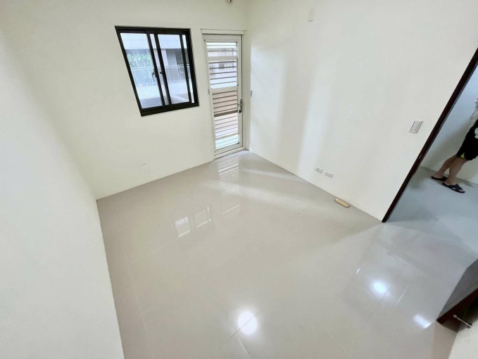 🔥大里整棟透天🔥平面車位🔥可入戶籍、營登🔥可租補（第13張）