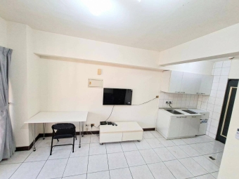 東區大勇街電梯大套房｜台水電｜可開伙・獨洗曬｜首月半價｜可租補｜可養貓（第2張）