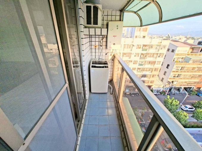 東區大勇街電梯大套房|台水電|可開伙・獨洗曬|首月半價|可租補|可養貓(第11張)