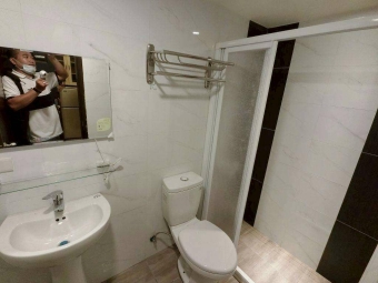 🔥梧棲裝潢兩房🔥可雙租補可報稅🔥飲水機子母車🔥近三井（第3張）