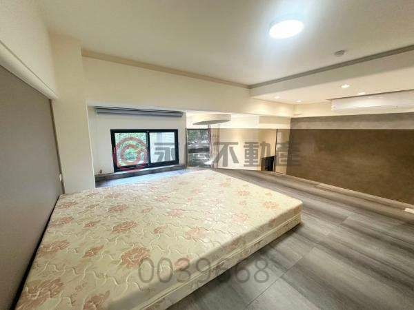 可租補南區交界大里小時代百萬裝潢大套房一房一廳可租平車~租屋最謹慎（第32張）