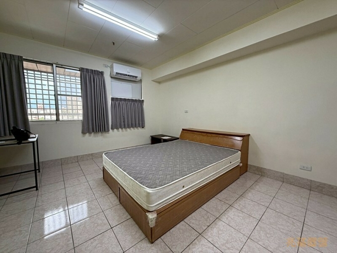 兆基🏡近學區體育場套房,可租補(第1張)