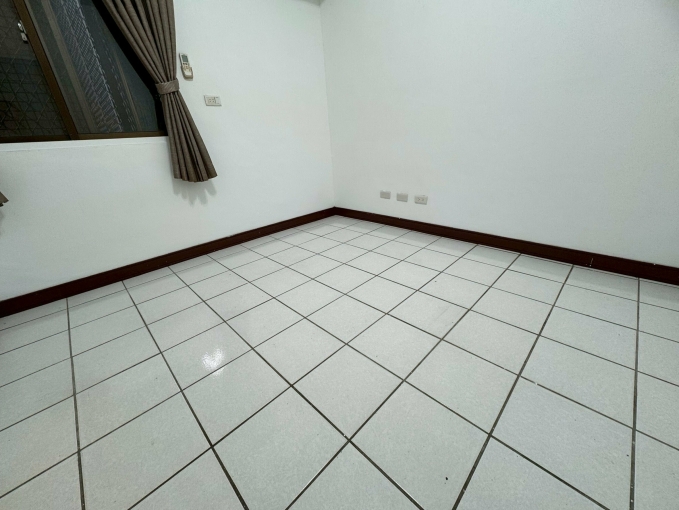 稀有物件賺錢屋採光佳（第10張）