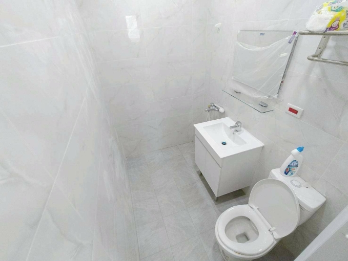 西屯大遠百/可貓/大衣櫃/全新2F套房/可雙租補 - Image 5