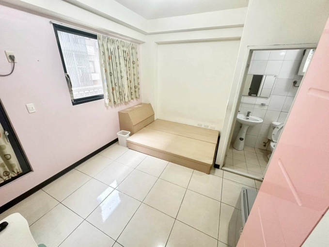 近嶺東✨基本傢俱全配👌可租補👌24H管理員👌（第2張）