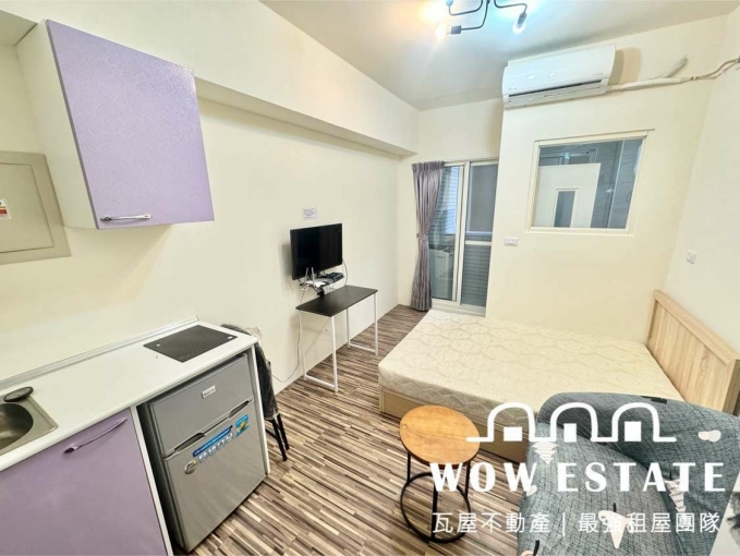 陽台獨洗🍀可租屋補助🍀流理台🍀電磁爐🍀可戶籍🍀室內機車位🍀子母車🍀管理員（第4張）