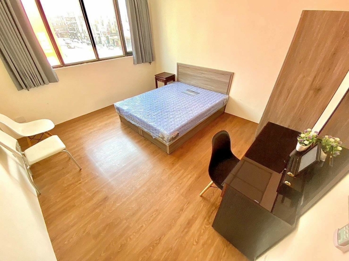 蓁心推薦💕可租補💝可寵💝4樓整層2房1廳1衛加5樓超大空間+露台(第2張)