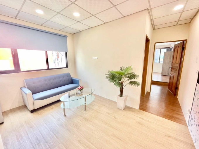 蓁心推薦💕可租補💝可寵💝4樓整層2房1廳1衛加5樓超大空間+露台(第1張)