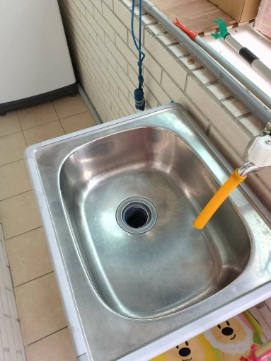 新莊捷運明亮家庭式雅房誠覓室友 - Image 15