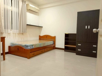 新莊捷運明亮家庭式雅房誠覓室友 - Image 17