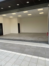 沐樂店面～南崁溪水岸大面寬質感店面首選～新落成可營登（第1張）