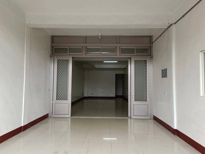 屋主自租 竹東黃金透天店面，80坪只要3萬3！（第5張）