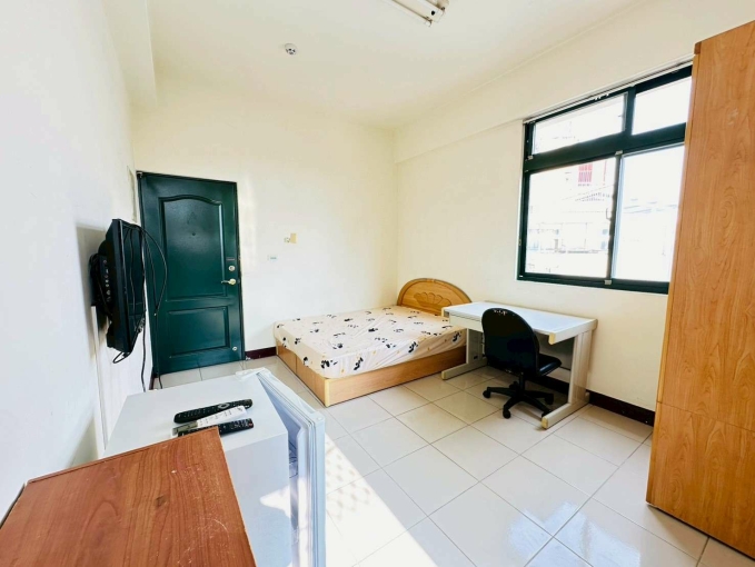 🧡加賴約🧡電梯美屋🧡陽台獨洗🧡租屋補助🧡稀有釋出🧡 - Image 3