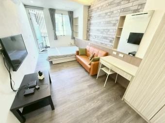 眼淚記得妳💕西屯精美大套房💫子母車✨陽台獨洗曬（第1張）