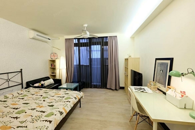 65吋大電視獨洗獨曬文心公園廚房捷運大衣帽間（第1張）