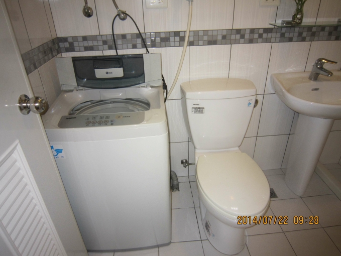 租補.飲水機.停機車.專人倒垃圾.陽台洗衣.曬衣 - Image 2