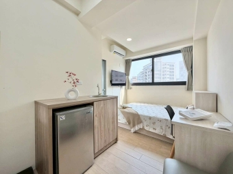 中山醫 | 全新電梯套房🎀可租補✨陽台獨洗曬✅流理台（第1張）