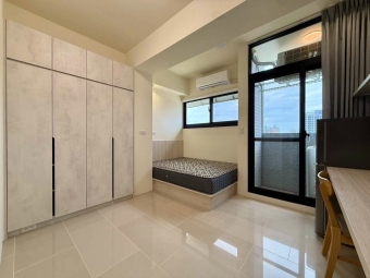 租補☆全新電梯套房☆機車位☆子母車（第2張）