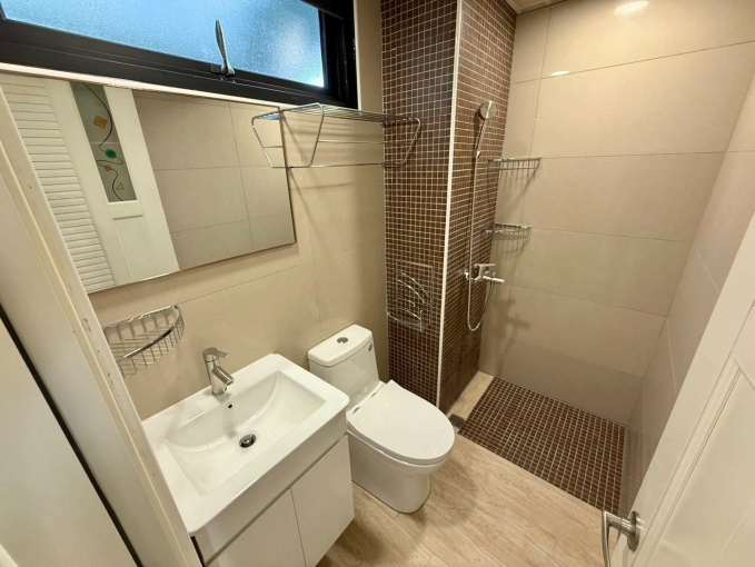 租補☆全新電梯套房☆機車位☆子母車（第6張）