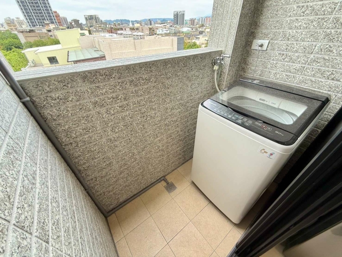 租補☆全新電梯套房☆機車位☆子母車（第7張）