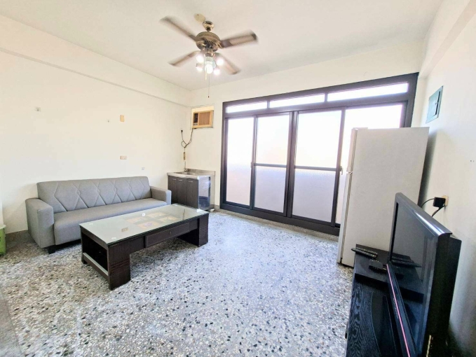 忠孝夜市❤️1+1❤️大空間❤️租補（第1張）