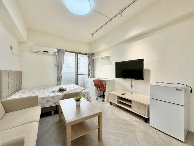 向宇宙下訂單💌可租補🏅洗脫烘✨陽台曬📍走路興大（第3張）