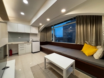 中山區.捷運中山國小站.電梯.舒適設計感一房一廳6F（第1張）