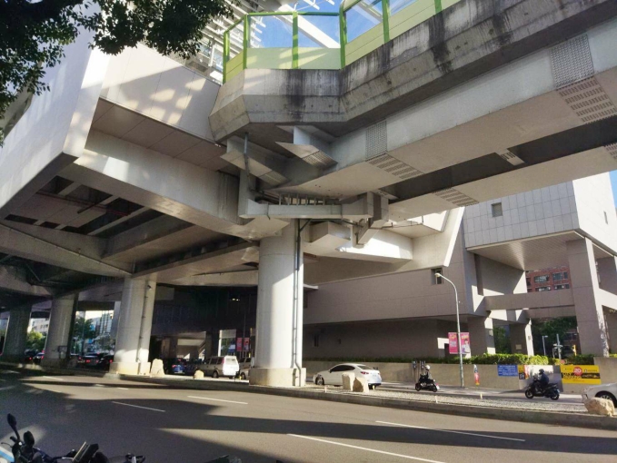 文心中清捷運大坪數商辦有車位（第11張）