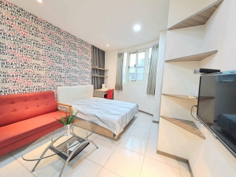 爬梯2樓*類一房一廳*流理台*陽台*衛浴開窗*室內機車位*子母車（第2張）