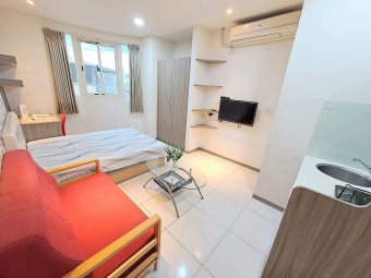 爬梯2樓*類一房一廳*流理台*陽台*衛浴開窗*室內機車位*子母車（第3張）