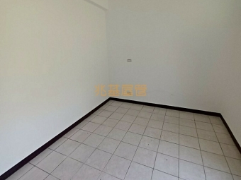 兆基社會住宅🏠暖暖街鬧區~大空間大三房外加頂樓空間~⛳️（第6張）