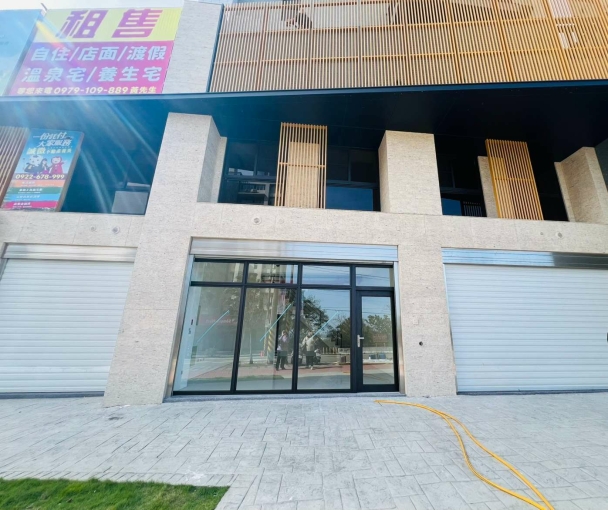 龍潭石門段 ➜ 全新店面出租！雙樓層 52 坪，只要 60,000／月！ 想開店、開工作室、做品牌、開直營，都非常適合！（第14張）