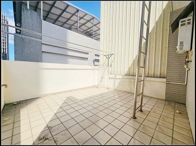 楠梓土庫#20米路+邊間#超優店住~岡山賣屋林丹(第12張)