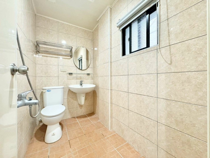 🧡請加賴🧡電梯美屋🧡租屋補助🧡機車位🧡代收包裹🧡小資族首選🧡（第8張）