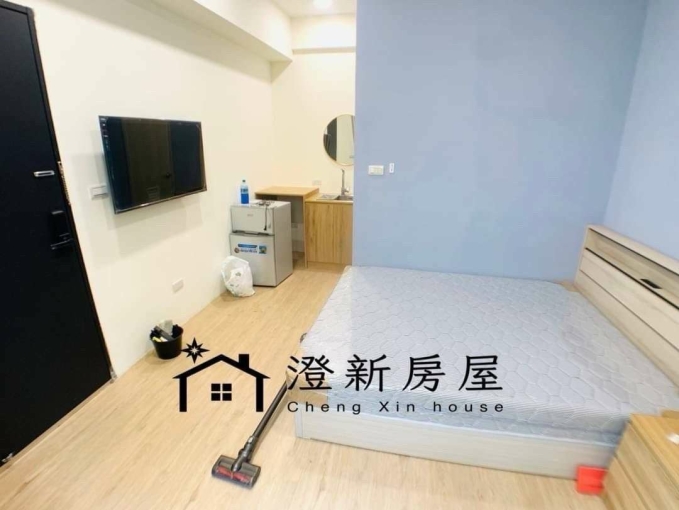 🎉到新竹市和竹北都方便/獨立陽台洗衣機/獨立流理台可開伙/室內機車位/一層兩戶/衛浴乾濕分離/垃圾集中🎉 - Image 3