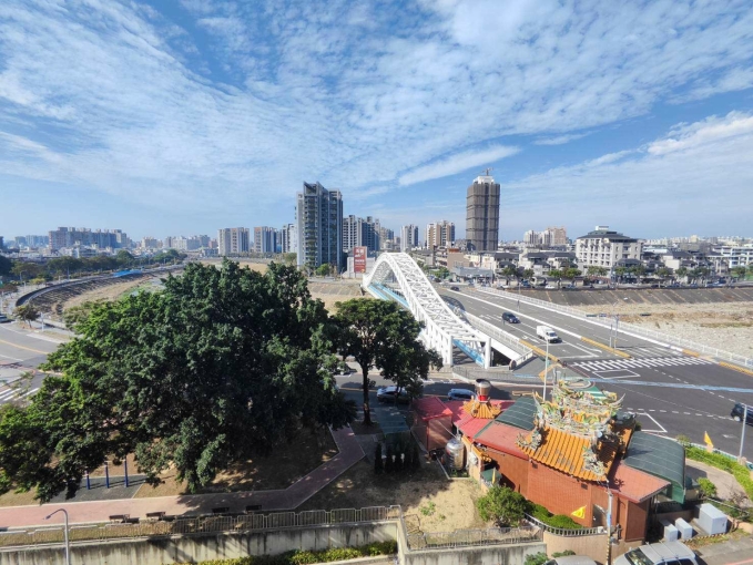 情定水連中高樓層2房+車位 11年屋（第8張）